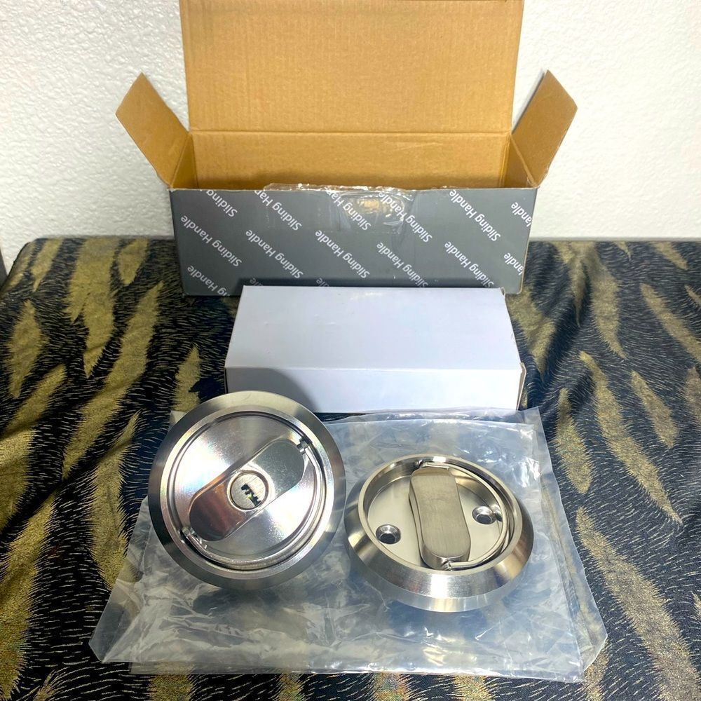 SLIDING DOOR HANDLE 